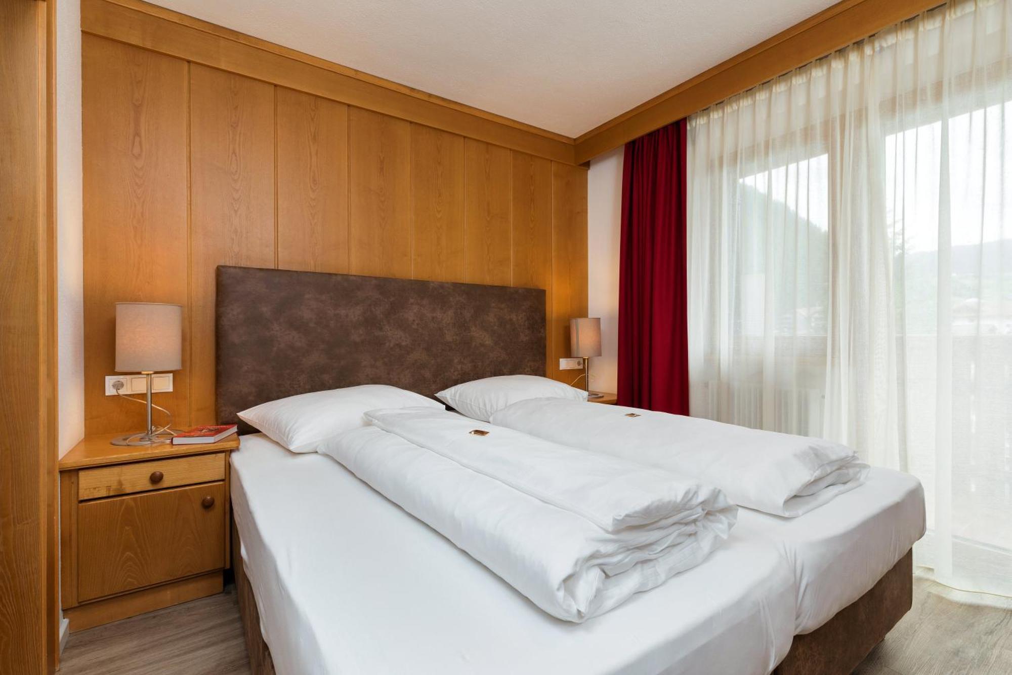 Hotel Christian Корвара-ин-Бадия Экстерьер фото