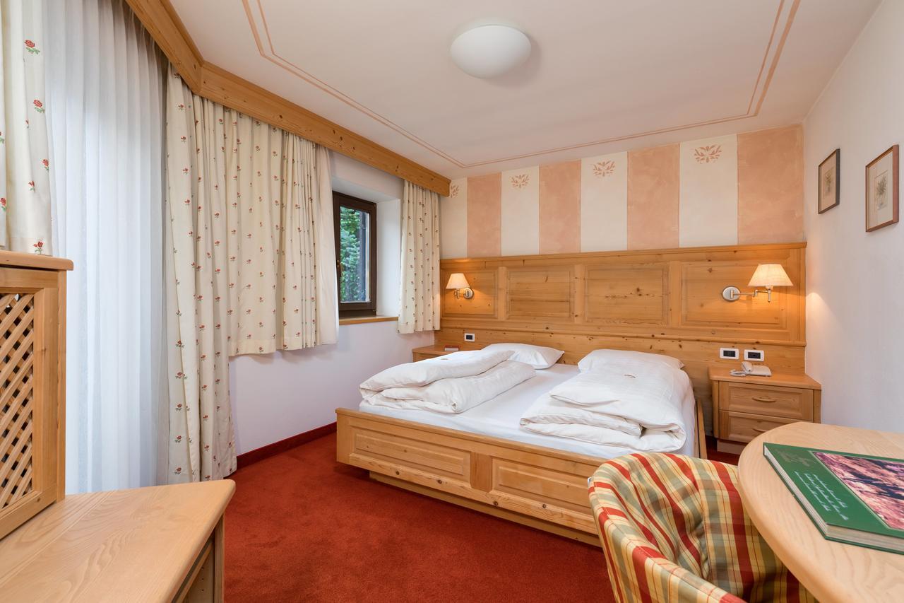 Hotel Christian Корвара-ин-Бадия Экстерьер фото